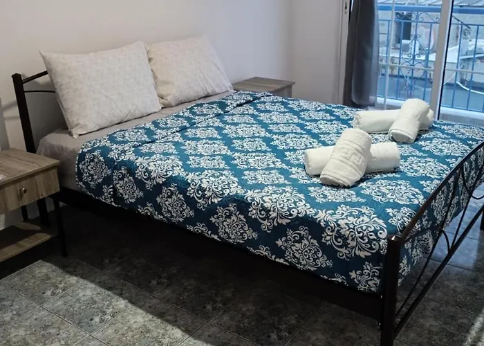 Demetra's House アパート *